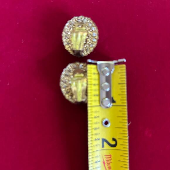 Vintage W. Germany Victorian Revival Cameo Brooch & Clip-On Earring Set - Picture 13 of 15